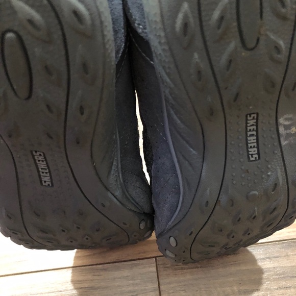 Sketchers Memory Foam Cooled Slip on Shoes - Picture 5 of 10